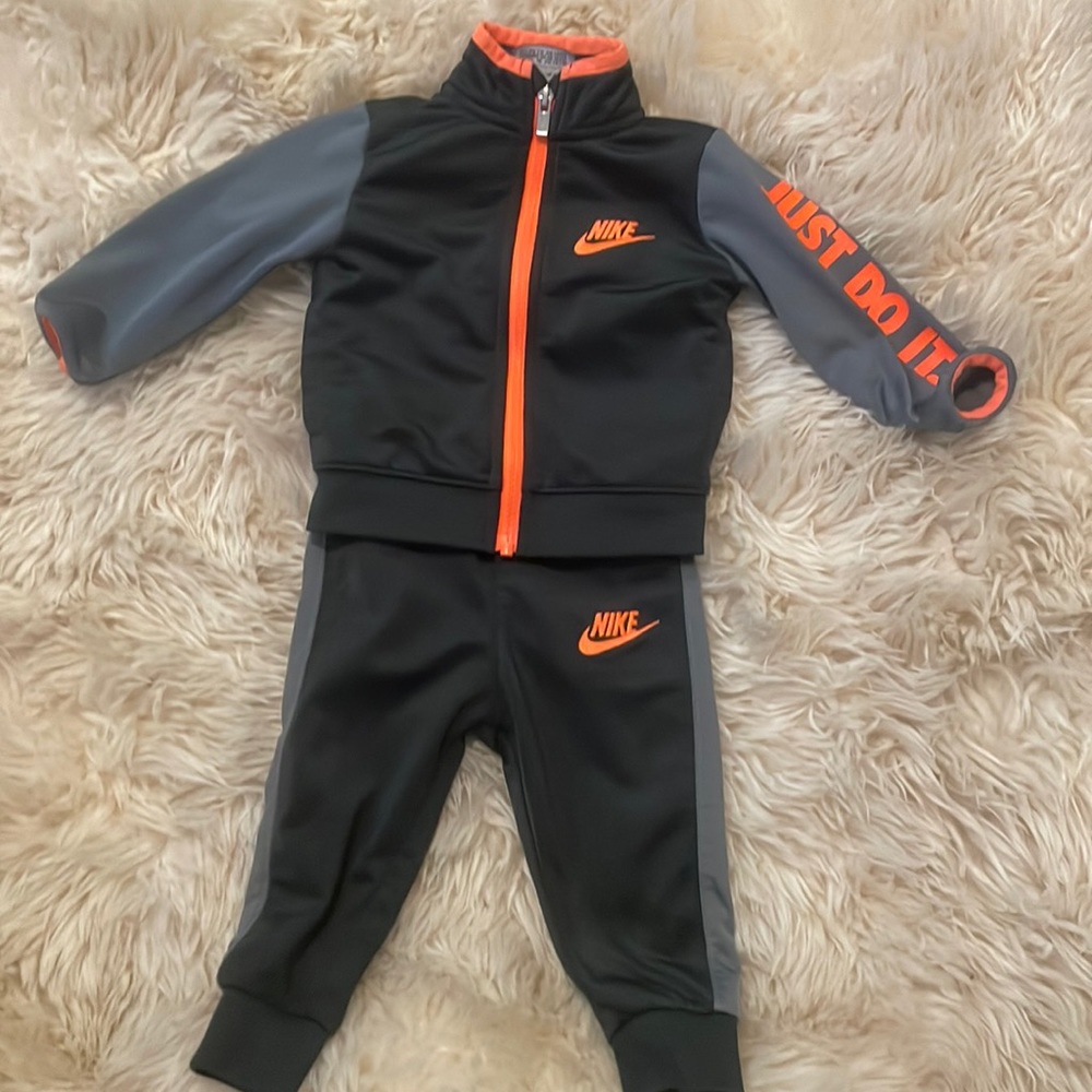 Nike baby jogger outfit